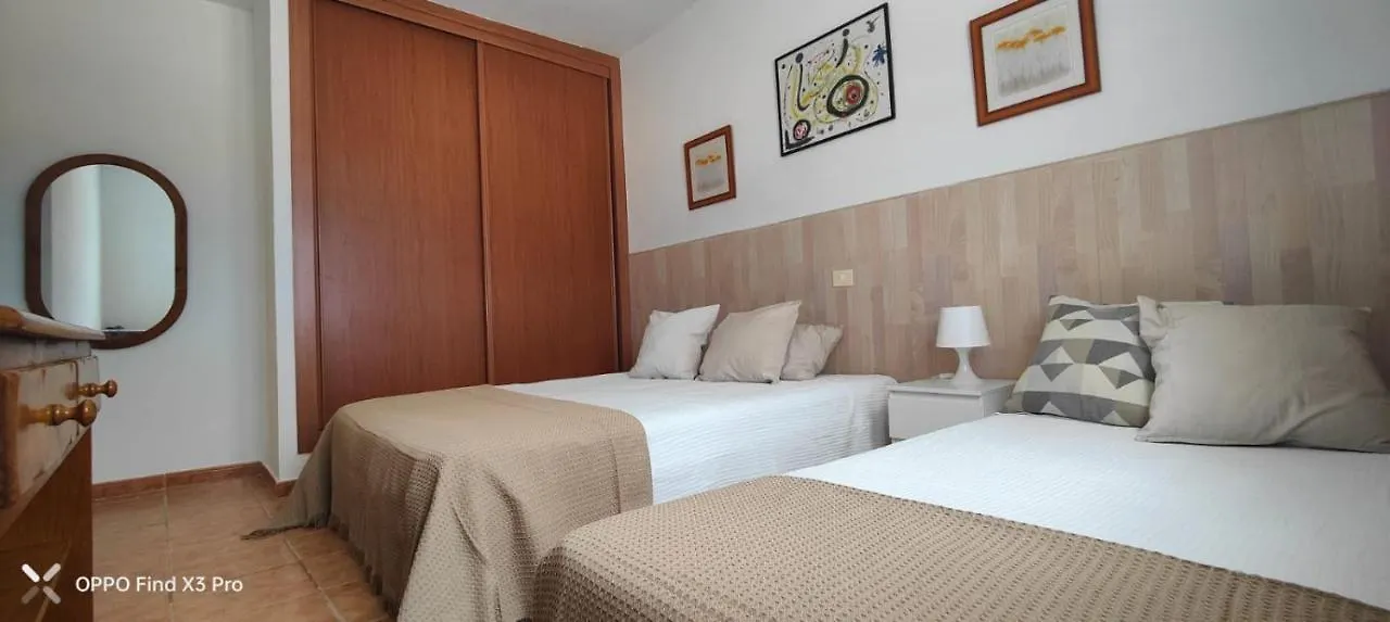 Villa 4 Family Home With Pool, Fuerteventura-Gran Tarajal Juan Gopar